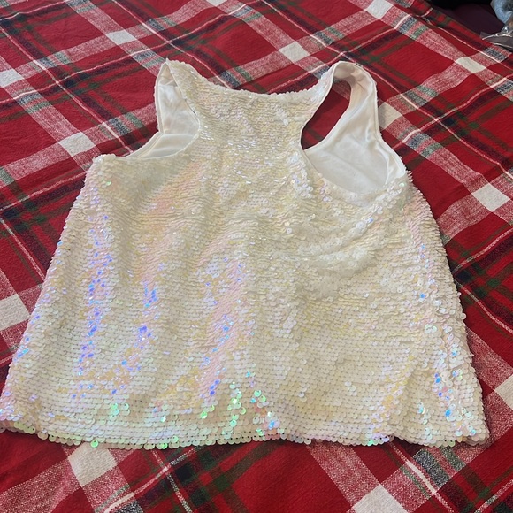 GUESS Los Angeles Size Large sparkle sequin top with iridescent shine - Picture 3 of 3